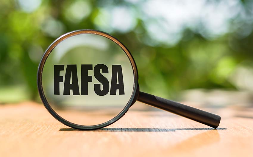 Fafsa Magnifying Glass